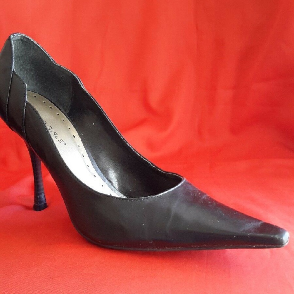 Black Leather Upper High Heel BCBGirls Shoes